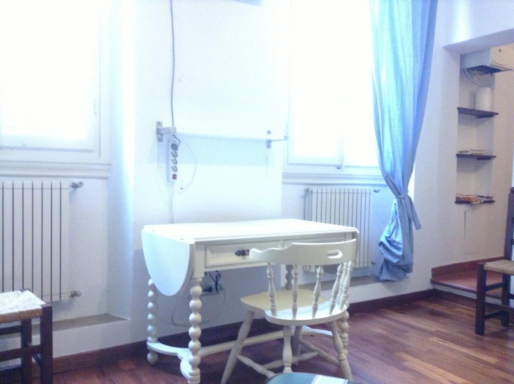 Apartament Il Giglio Florencja Pokój zdjęcie