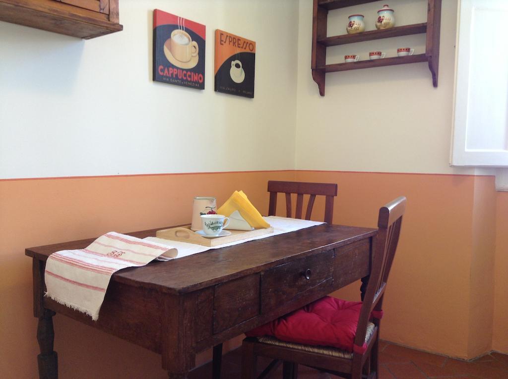 Apartament Il Giglio Florencja Pokój zdjęcie
